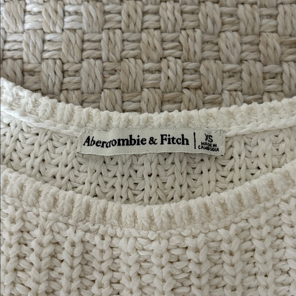 abercrombie cotton sweater top - Picture 3 of 4